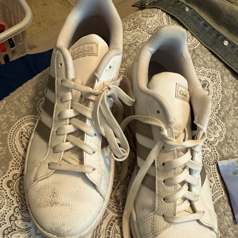Casual sneaker